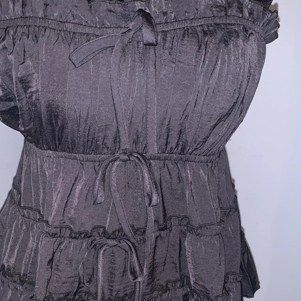 NEW- FUN & Elegant Black Ruffled Camisole Top All In One! - Picture 6 of 13